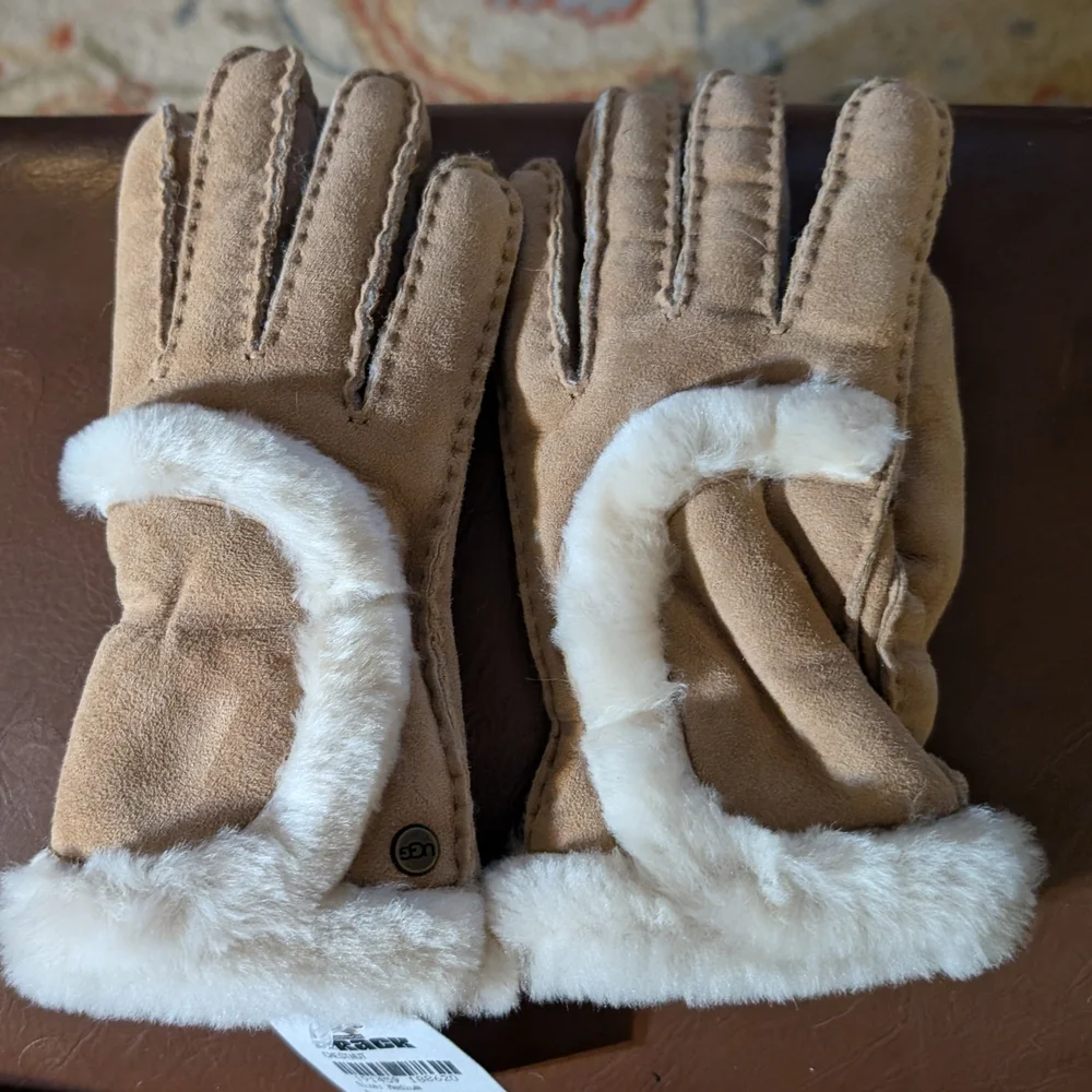 UGG Chestnut Shearling Trim Suede Gloves